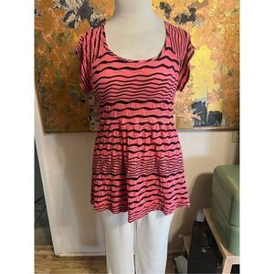 Tinanello Rare Andalucia Tunic Pink & Black Short Sleeves Size M